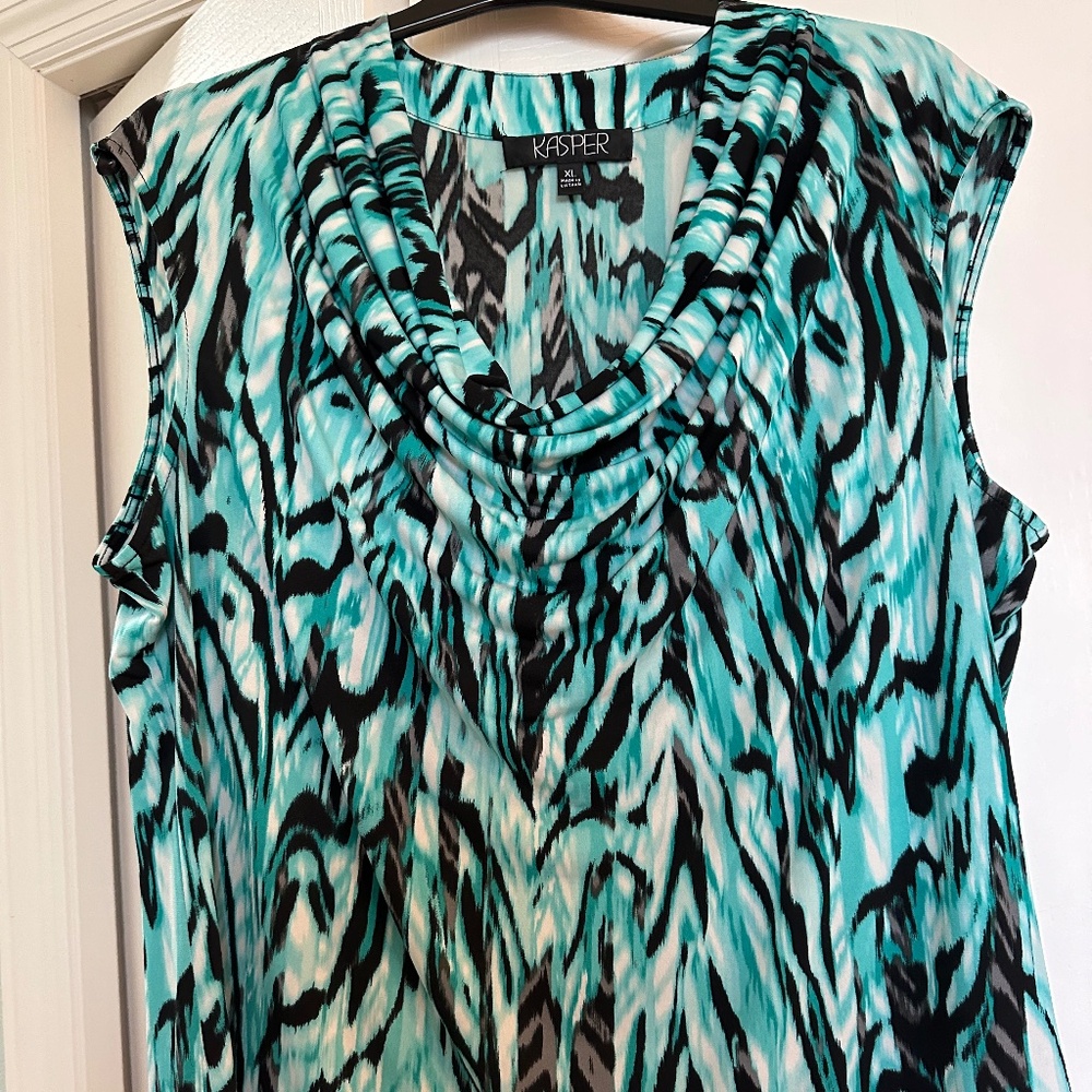 Kasper Turquoise Tiger Sleeveless Top